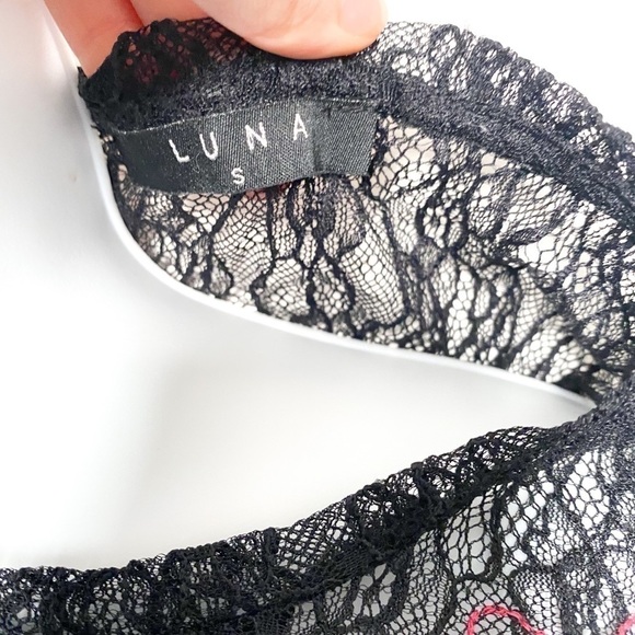 Y2K Mesh Black Long Floral Goth Sleeve Top - Picture 7 of 7